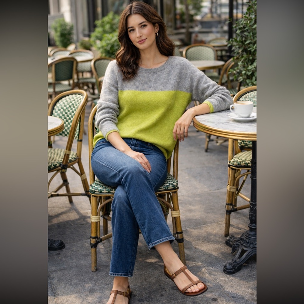 jcpenney Two-Tone Gray and Lime Green Women’s Sweater
